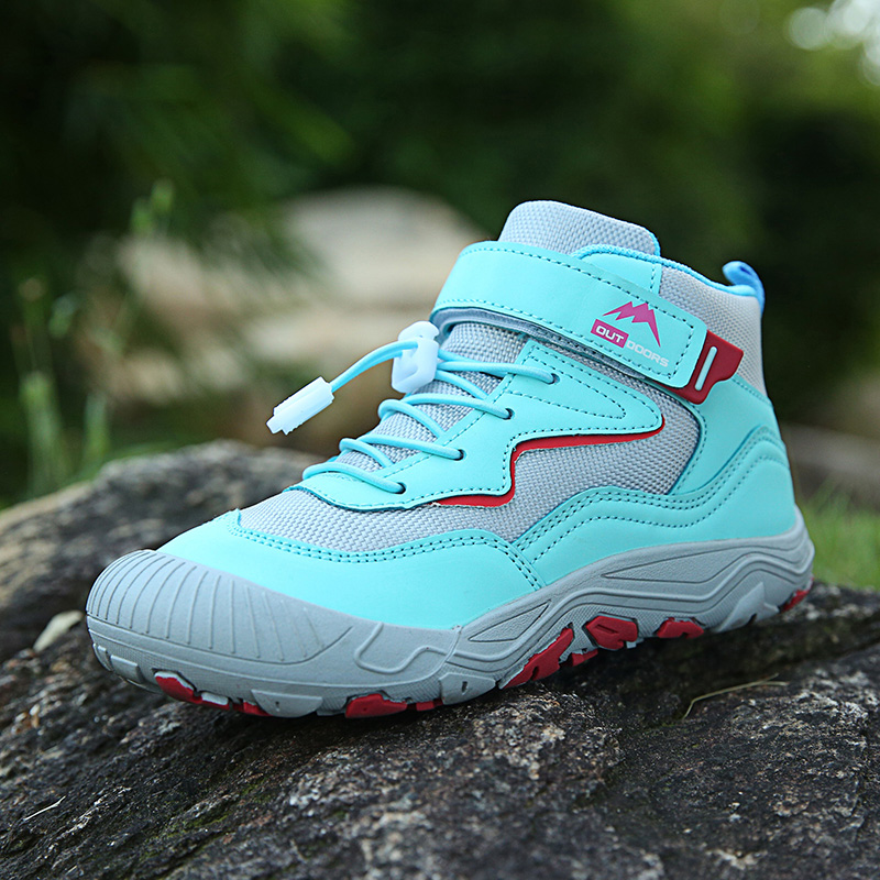 Açık kaymaz yürüyüş ayakkabıla - Outdoor Adventure Girl incelemesi ve fiyatı